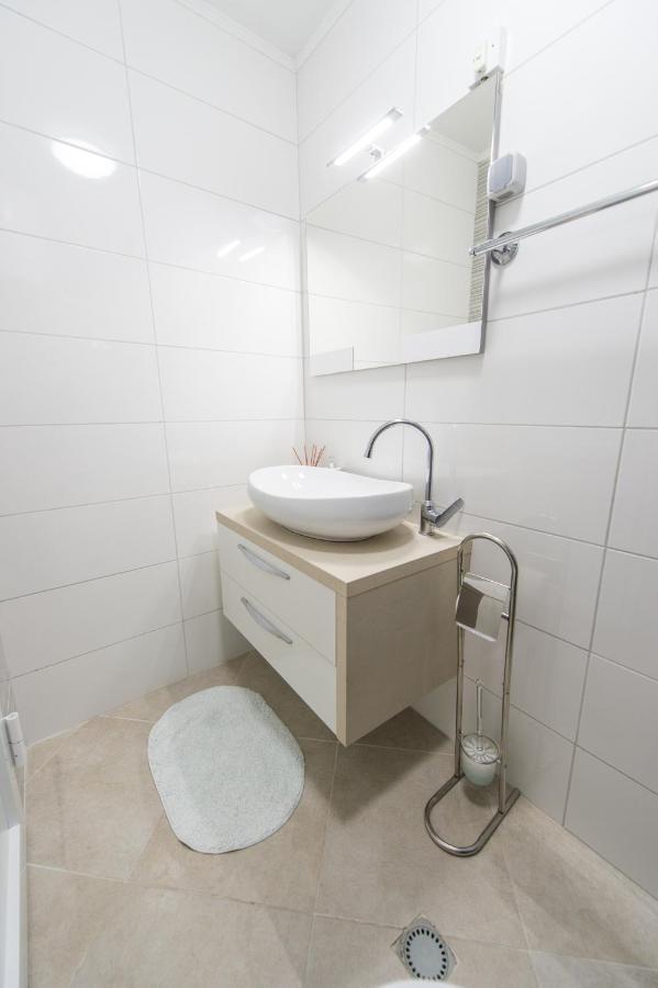 La Casa Di Pietra Apartment Krk Bagian luar foto
